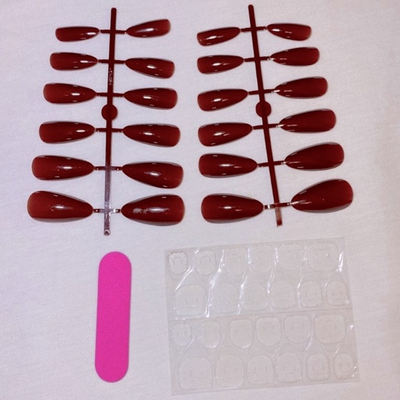 $5 Each Assorted Bundle Variety New Press on Nails 24pcs - Picture 7 of 7